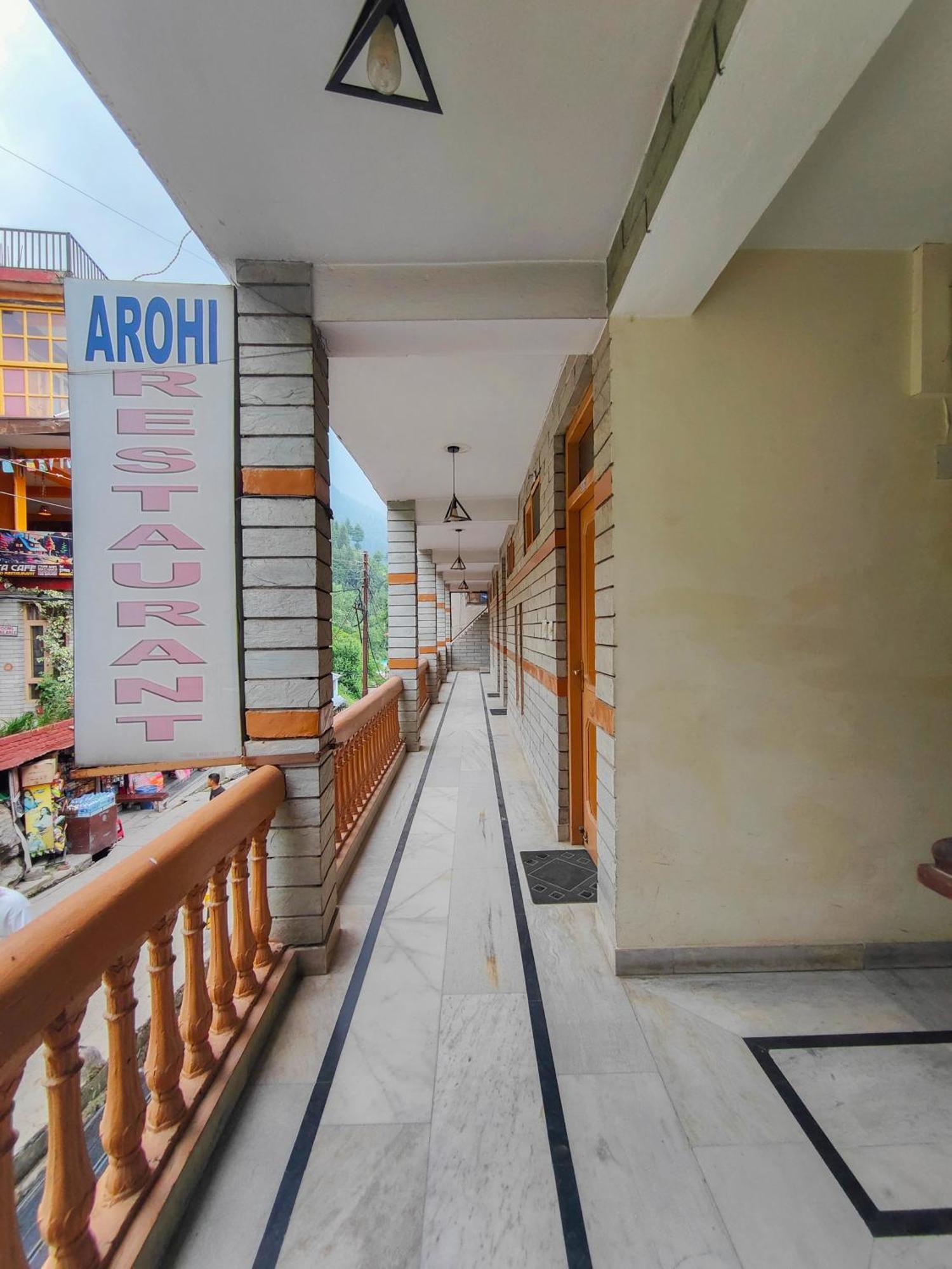 Hotel Arohi Vashist エクステリア 写真
